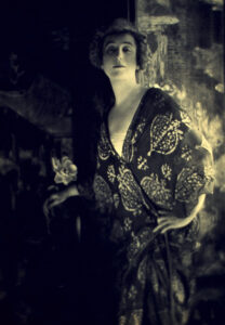 Frances Benjamin Johnston, Ava Astor, between 1900 and 1910