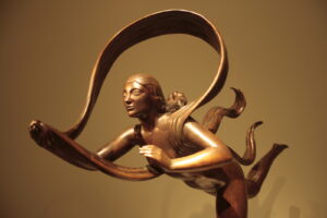 Paul Manship, Atalanta, 1921 Bronze, 28 3/4 in Smithsonian American Art Museum, Washington, DC
