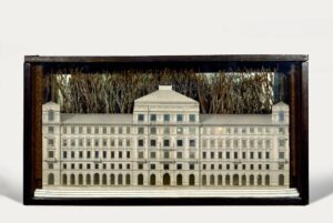Joseph Cornell, Palace, 1943 Box construction, 10.5 x 20 x 5.1 in The Menil Collection, Houston