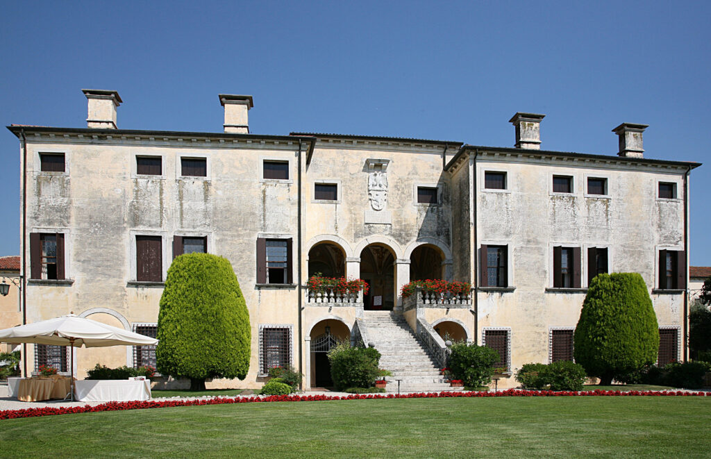 Andrea Palladio, Villa Godi, 1537–1557 Lonedo, Lugo di Vicenza